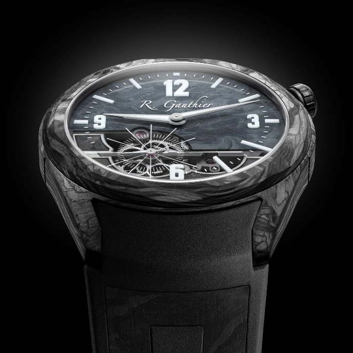C by Romain Gauthier Edition Carbonium®