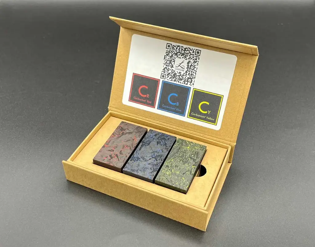 [E-00047] Dominos Carbonium® Colors